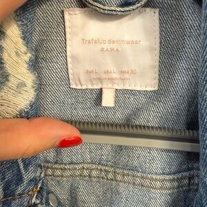 Zara Women's Light Blue Denim Jeans